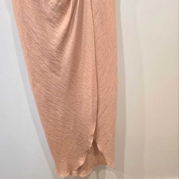 Joie Tanika dress in warm blush, size small NWT - Picture 3 of 6